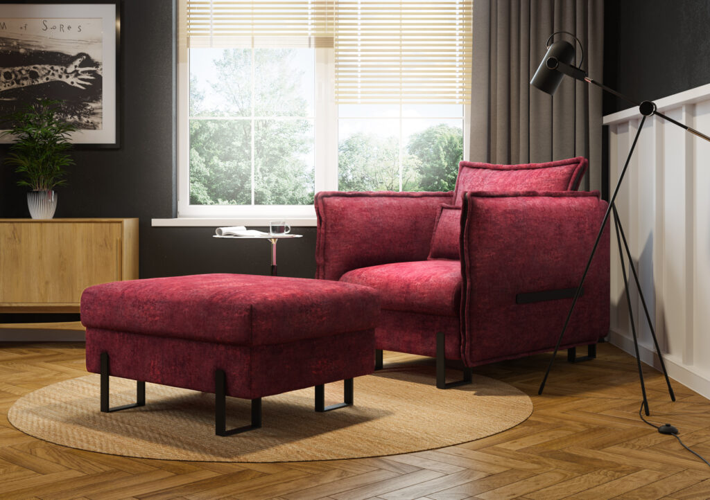 Bordowy fotel tapicerowany i pufy tapicerowane